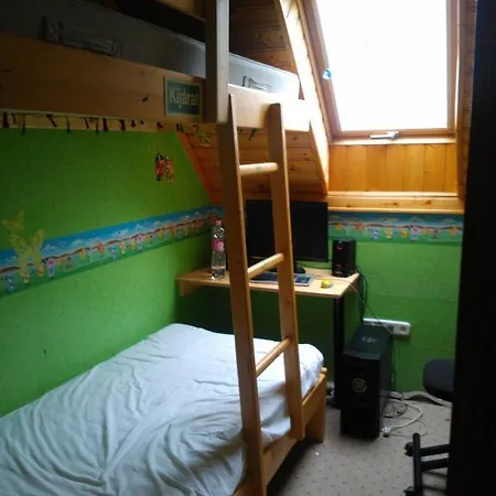 게스트하우스 House